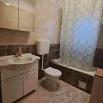 Damir Poldan Apartman Rab Town